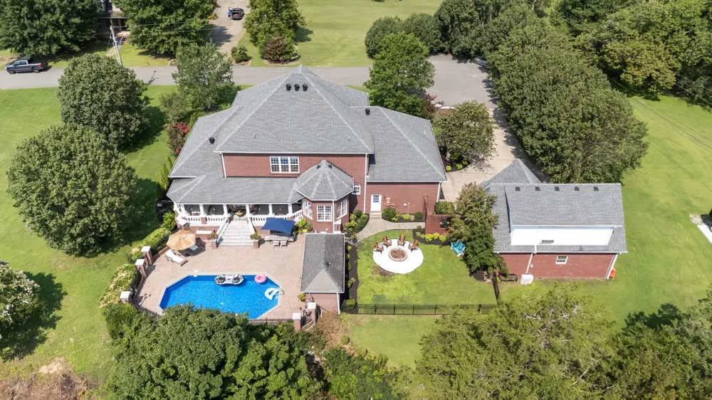 327 N Central Ave Watertown, TN 37184