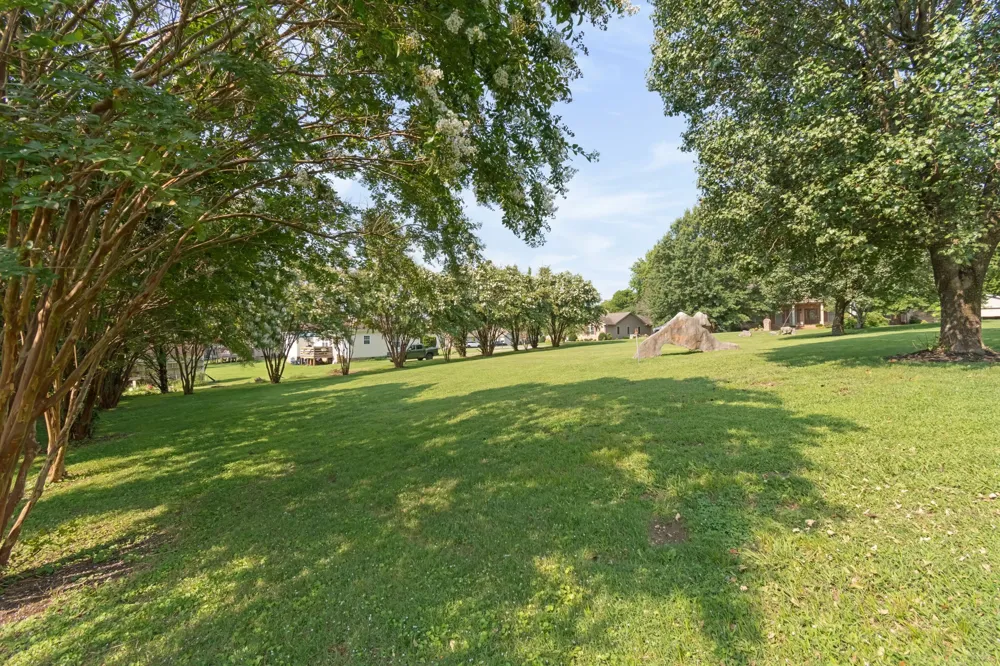 327 N Central Ave Watertown, TN 37184