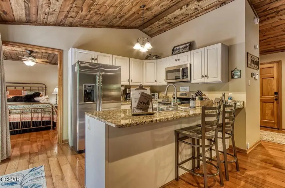 503 Eagle Trail Gatlinburg, TN 37738