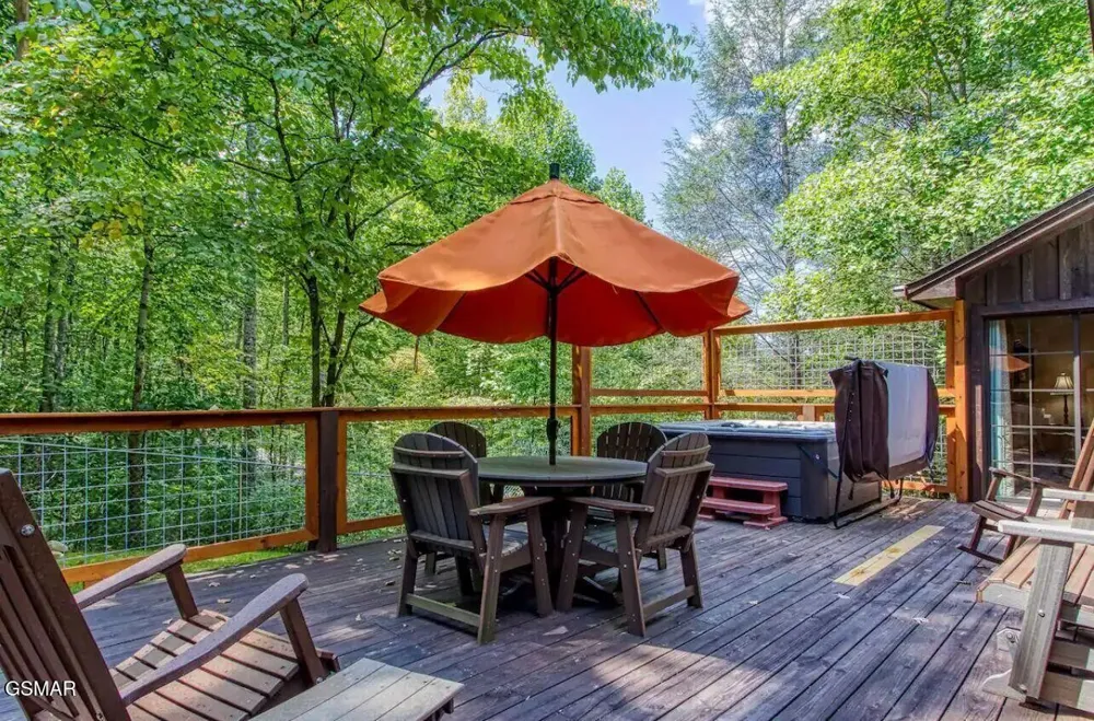 503 Eagle Trail Gatlinburg, TN 37738