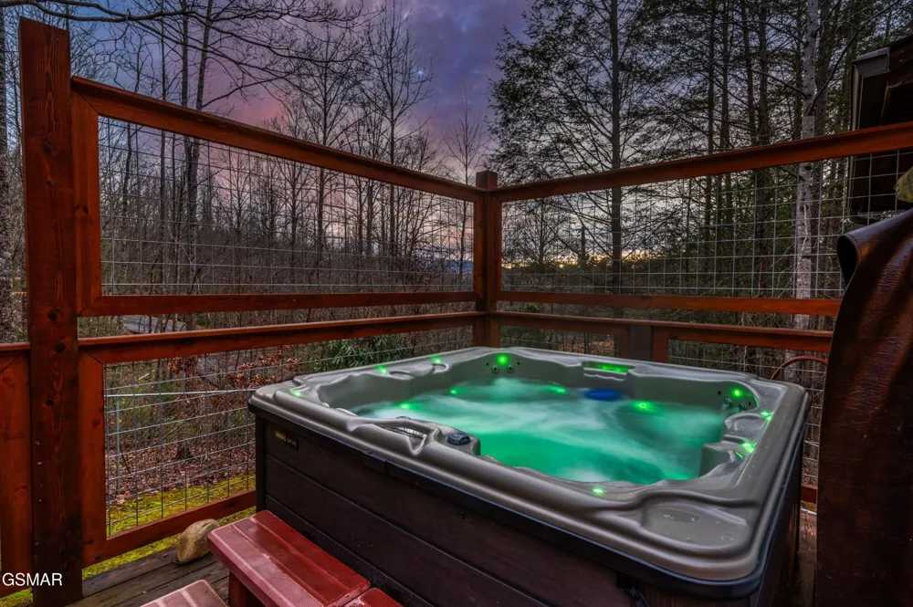 503 Eagle Trail Gatlinburg, TN 37738