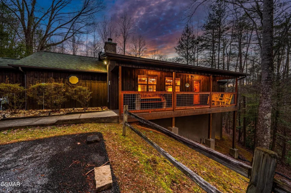 503 Eagle Trail Gatlinburg, TN 37738