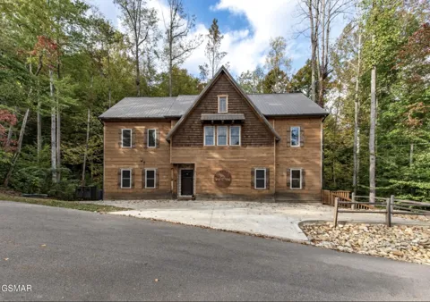 440 Winfield Heights Road
