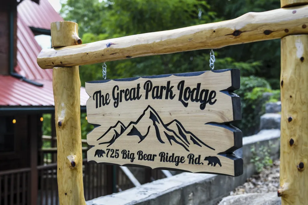 725 Big Bear Ridge Road Gatlinburg, TN 37738