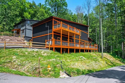 450 Winfield Heights Road