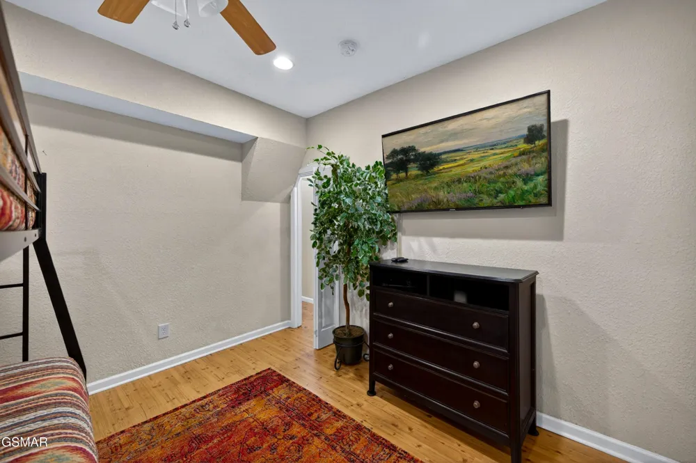 2307 Smoky Mountain Court Gatlinburg, TN 37738