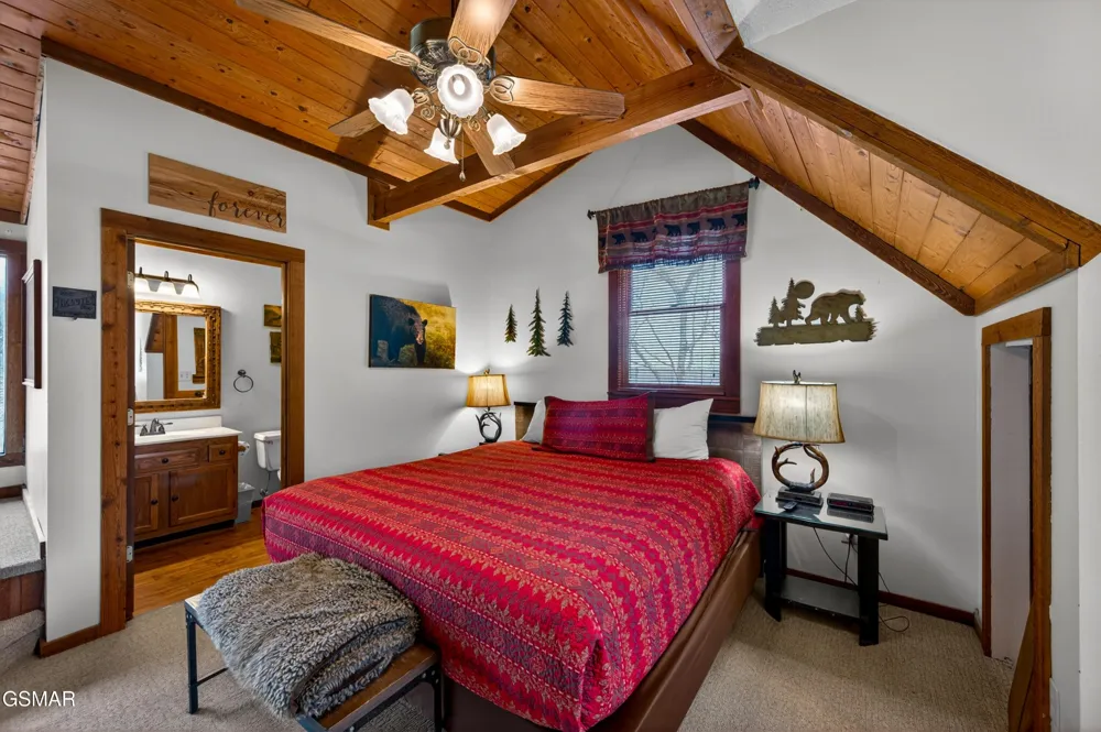 2307 Smoky Mountain Court Gatlinburg, TN 37738
