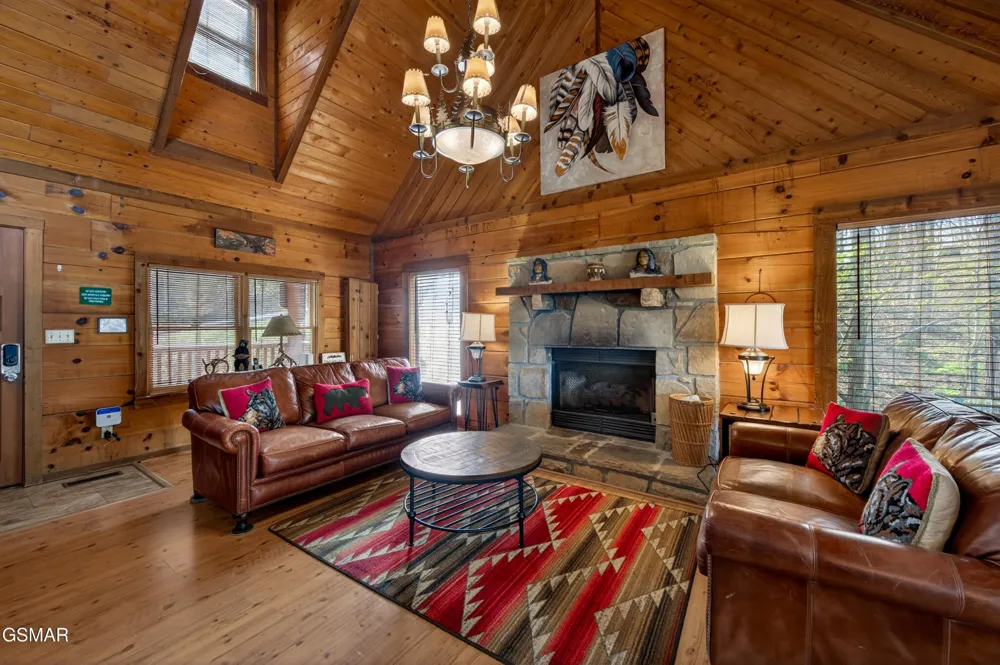2307 Smoky Mountain Court Gatlinburg, TN 37738