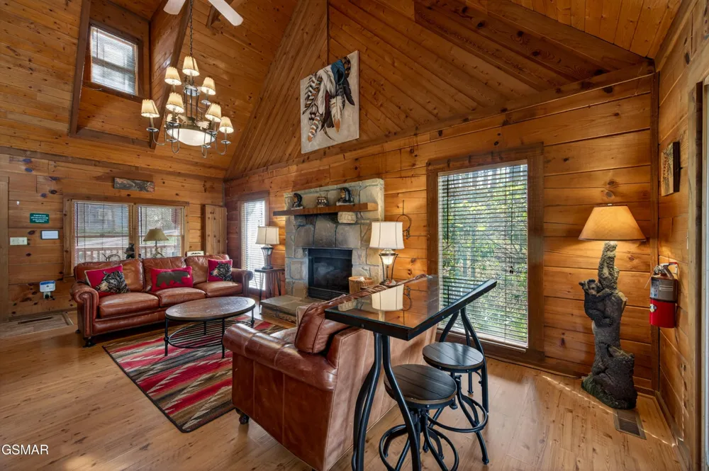 2307 Smoky Mountain Court Gatlinburg, TN 37738