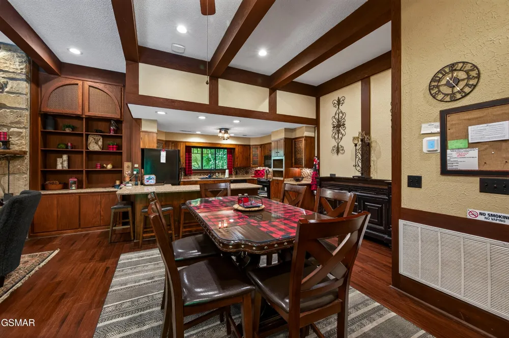 1116 Ski Mountain Road Gatlinburg, TN 37738