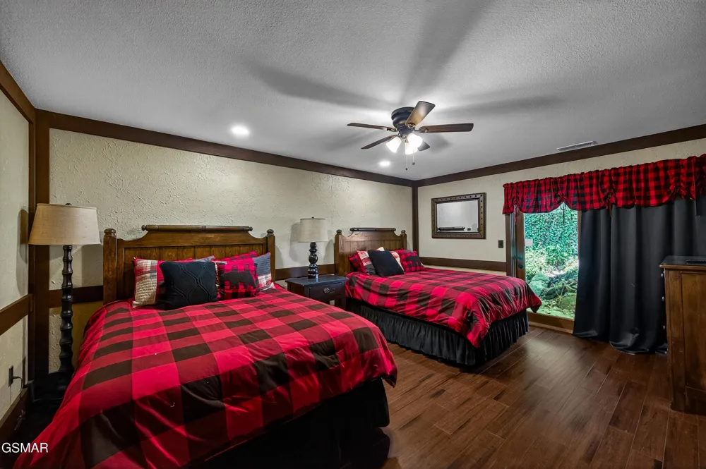 1116 Ski Mountain Road Gatlinburg, TN 37738