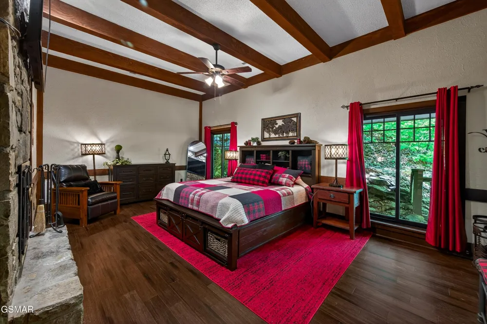 1116 Ski Mountain Road Gatlinburg, TN 37738