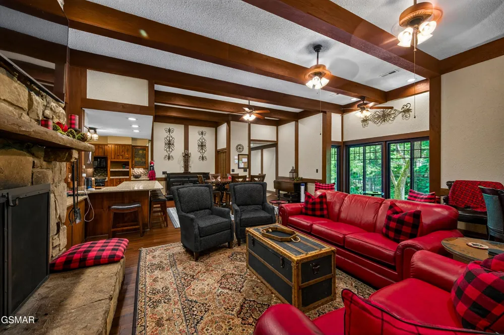 1116 Ski Mountain Road Gatlinburg, TN 37738