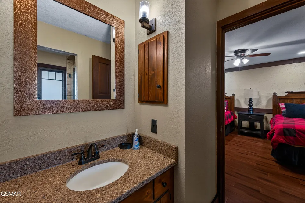 1116 Ski Mountain Road Gatlinburg, TN 37738