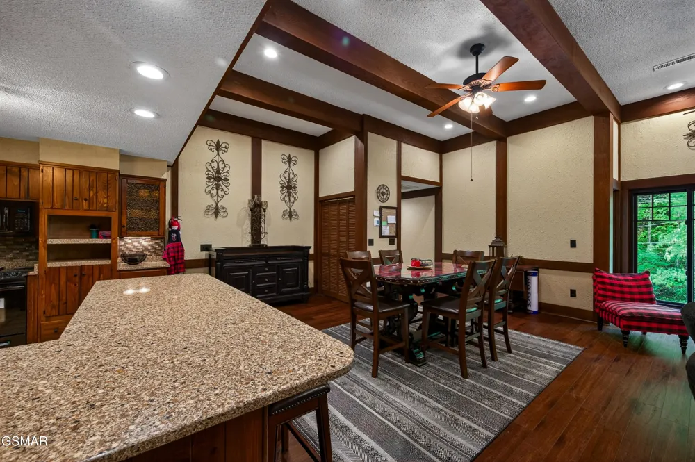 1116 Ski Mountain Road Gatlinburg, TN 37738