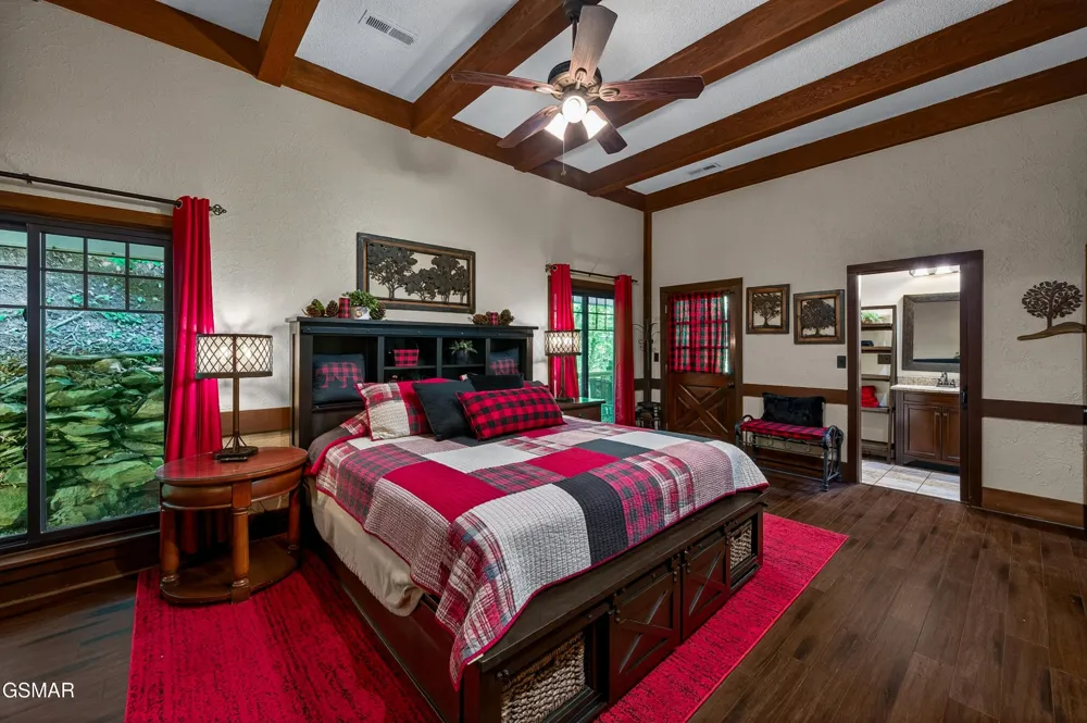 1116 Ski Mountain Road Gatlinburg, TN 37738