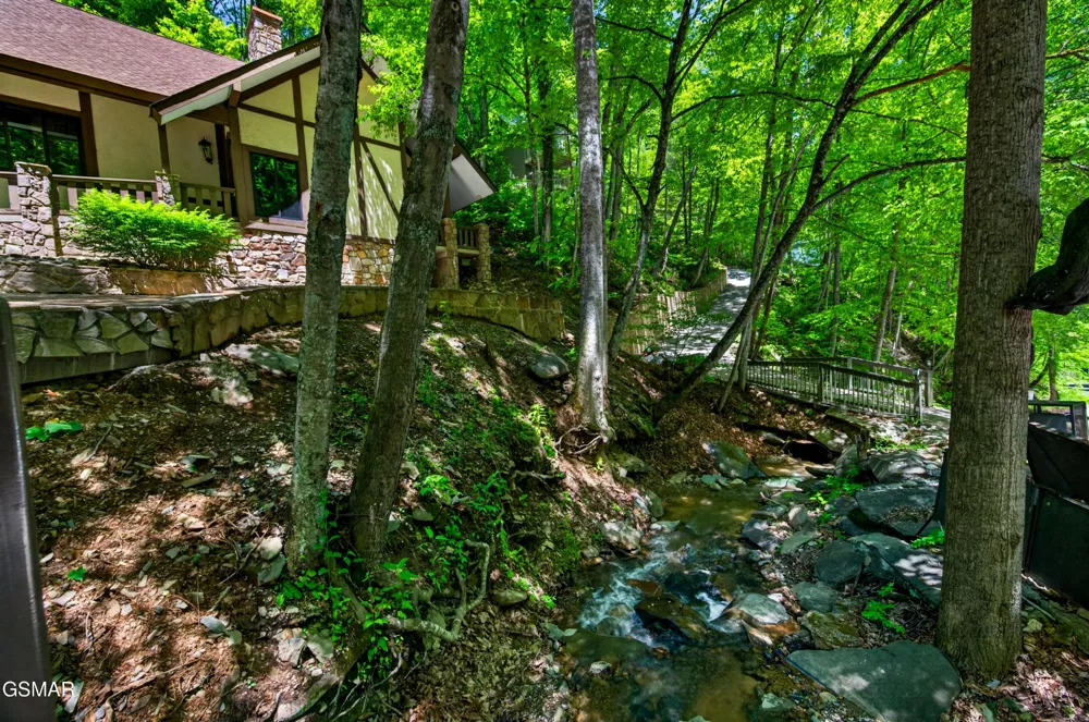 1116 Ski Mountain Road Gatlinburg, TN 37738