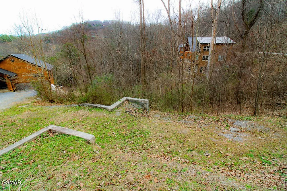 3143 Sourwood Way Sevierville, TN 37862
