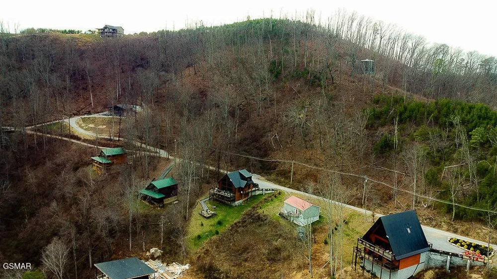 3143 Sourwood Way Sevierville, TN 37862