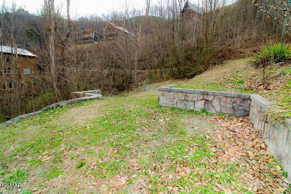 3143 Sourwood Way Sevierville, TN 37862
