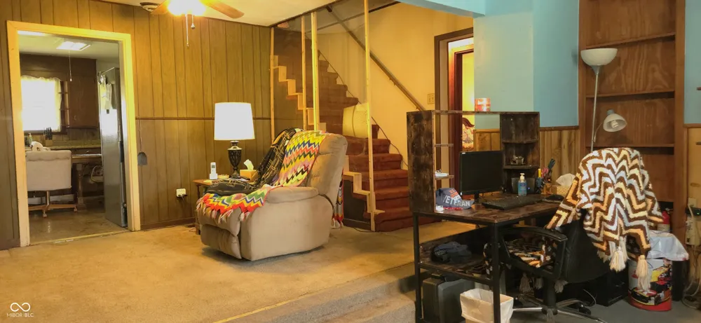 5820 E 25th Street Columbus, IN 47203