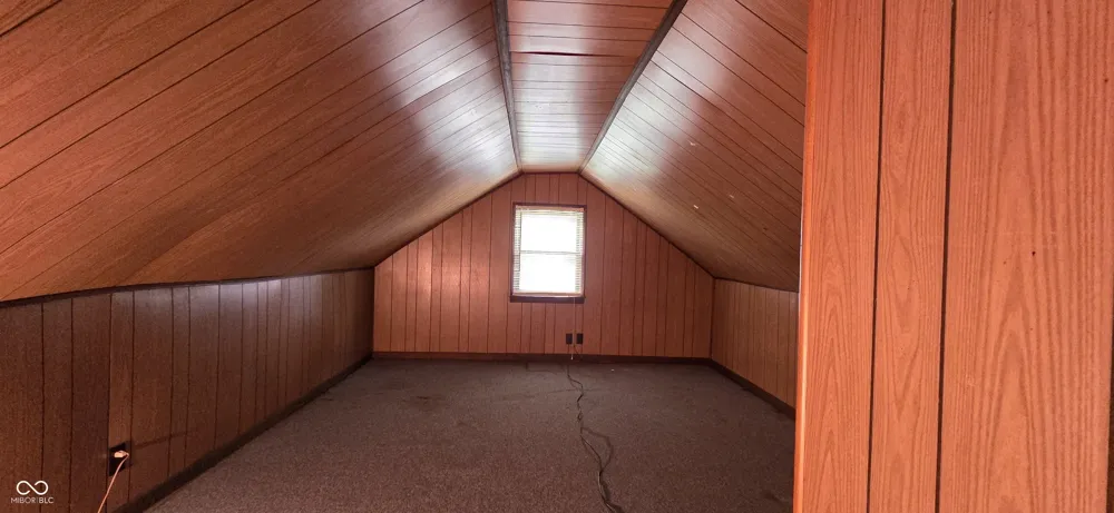 5820 E 25th Street Columbus, IN 47203