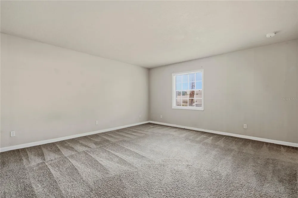 151 SEAHORSE DRIVE SE #B St Petersburg, FL 33705