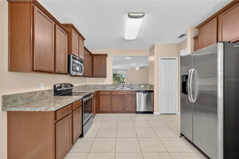 345 RED KITE DRIVE Groveland, FL 34736