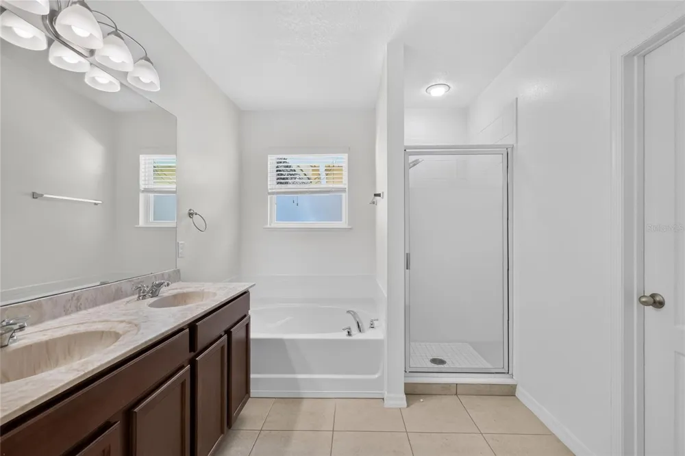 345 RED KITE DRIVE Groveland, FL 34736