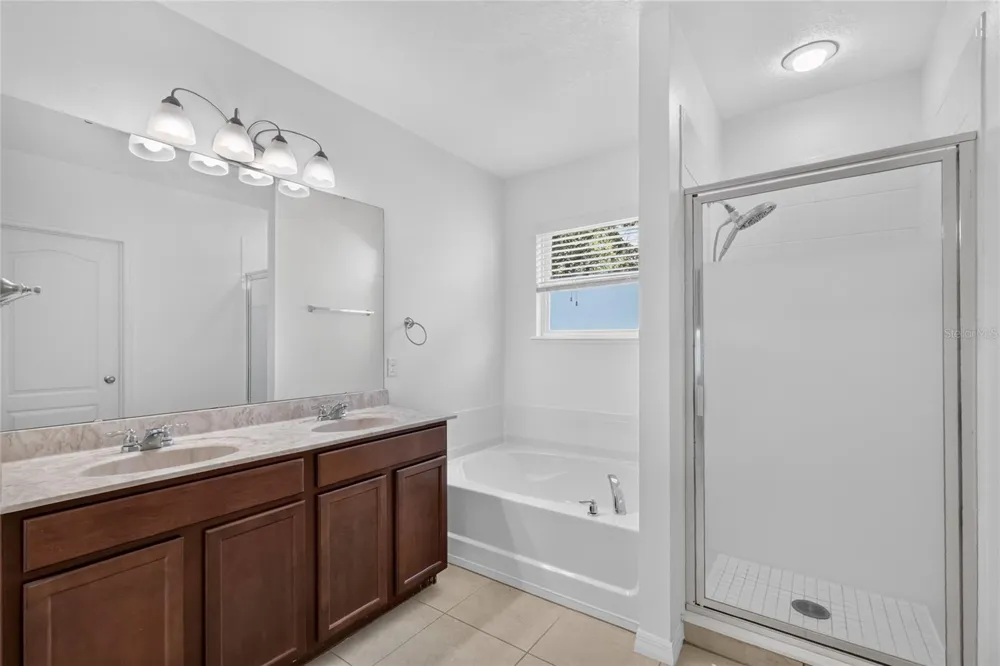 345 RED KITE DRIVE Groveland, FL 34736