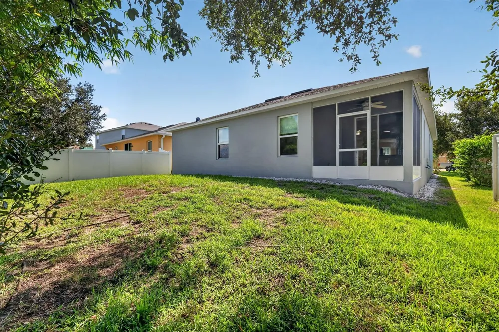 345 RED KITE DRIVE Groveland, FL 34736