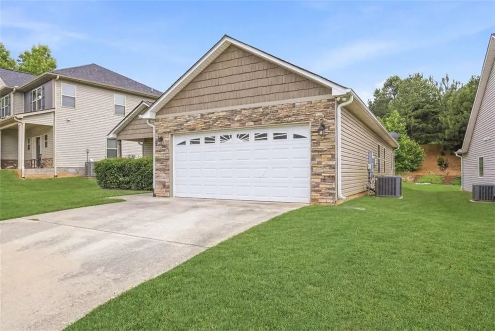 540 Highland Pointe Drive Alto, GA 30510