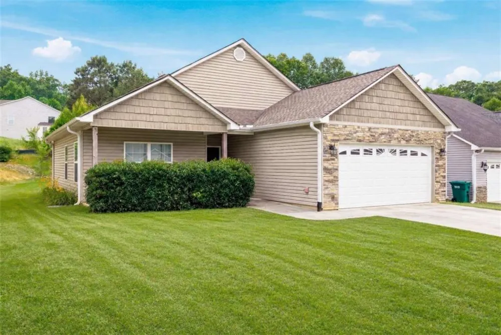 540 Highland Pointe Drive Alto, GA 30510