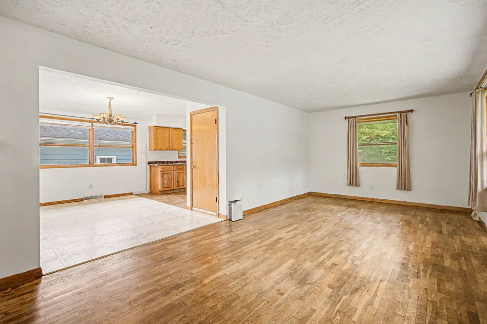 808 Jones Street Marshall, MI 49068