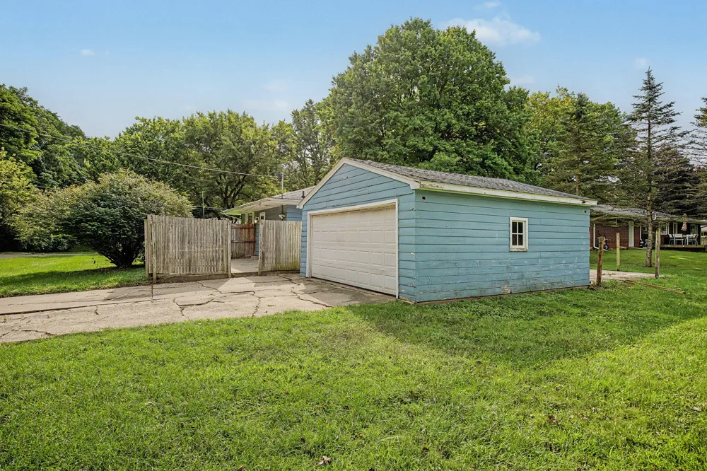 808 Jones Street Marshall, MI 49068
