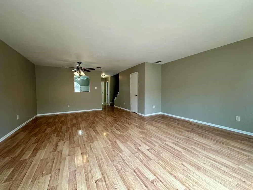 541 Longmeadow Street Beaumont, TX 77707
