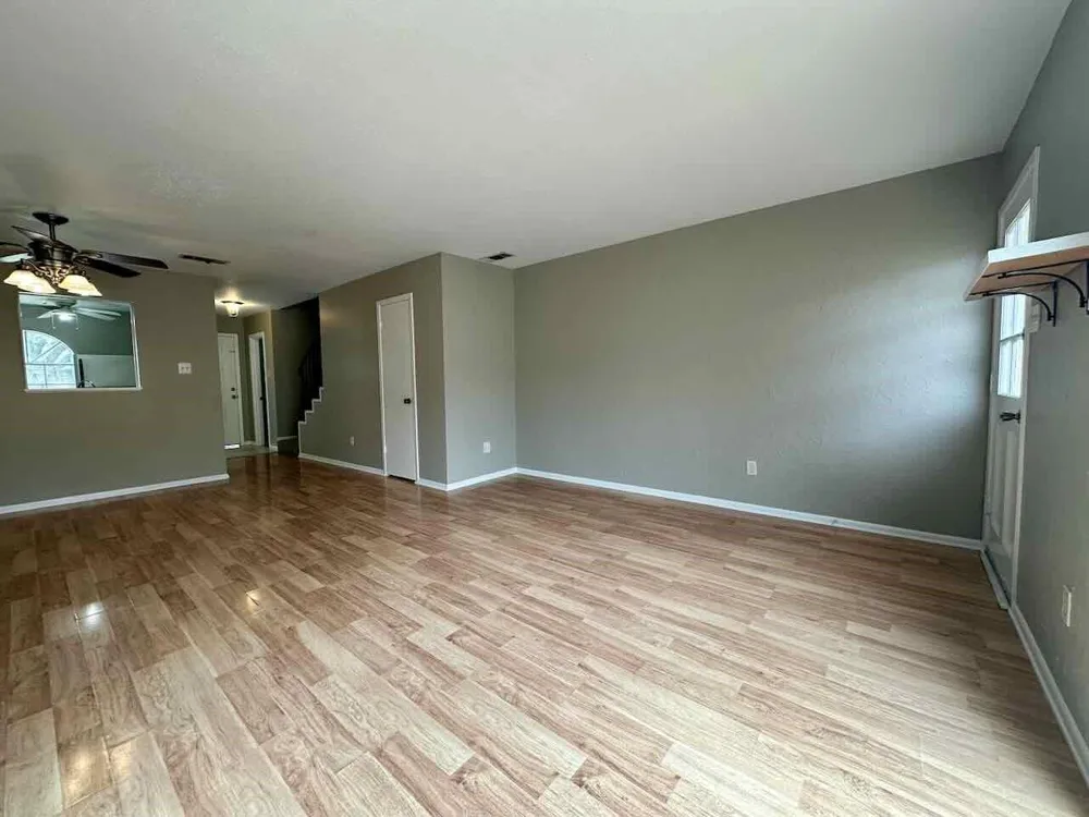 541 Longmeadow Street Beaumont, TX 77707