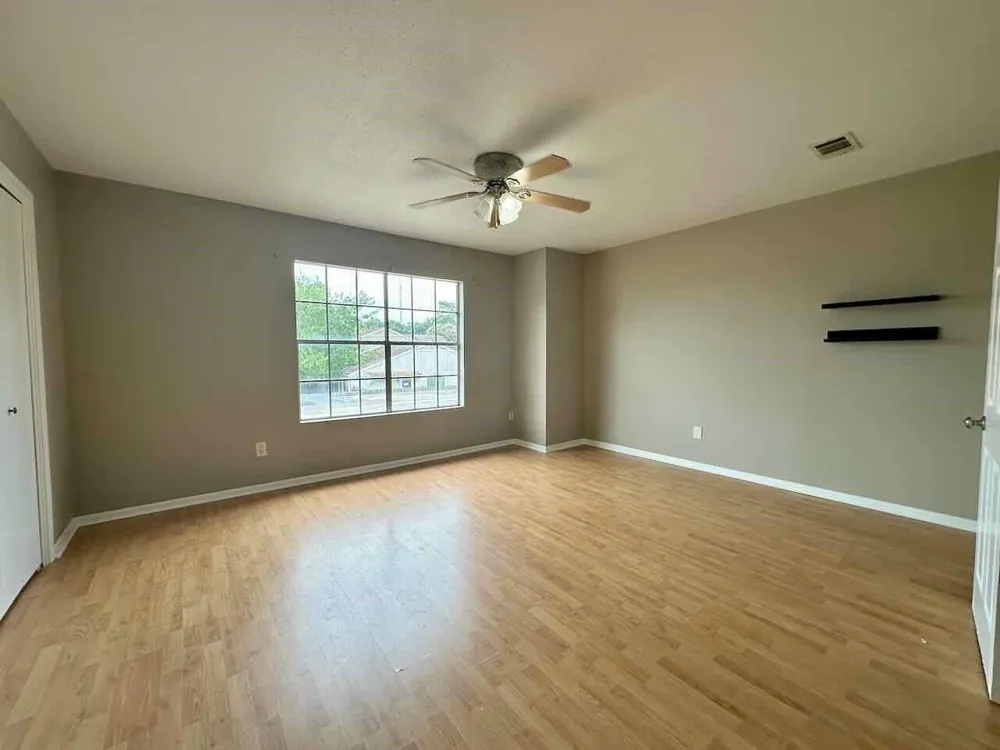 541 Longmeadow Street Beaumont, TX 77707