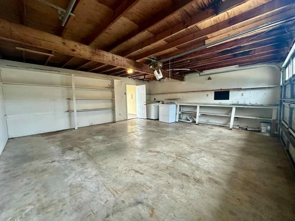 541 Longmeadow Street Beaumont, TX 77707
