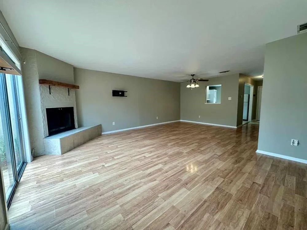 541 Longmeadow Street Beaumont, TX 77707