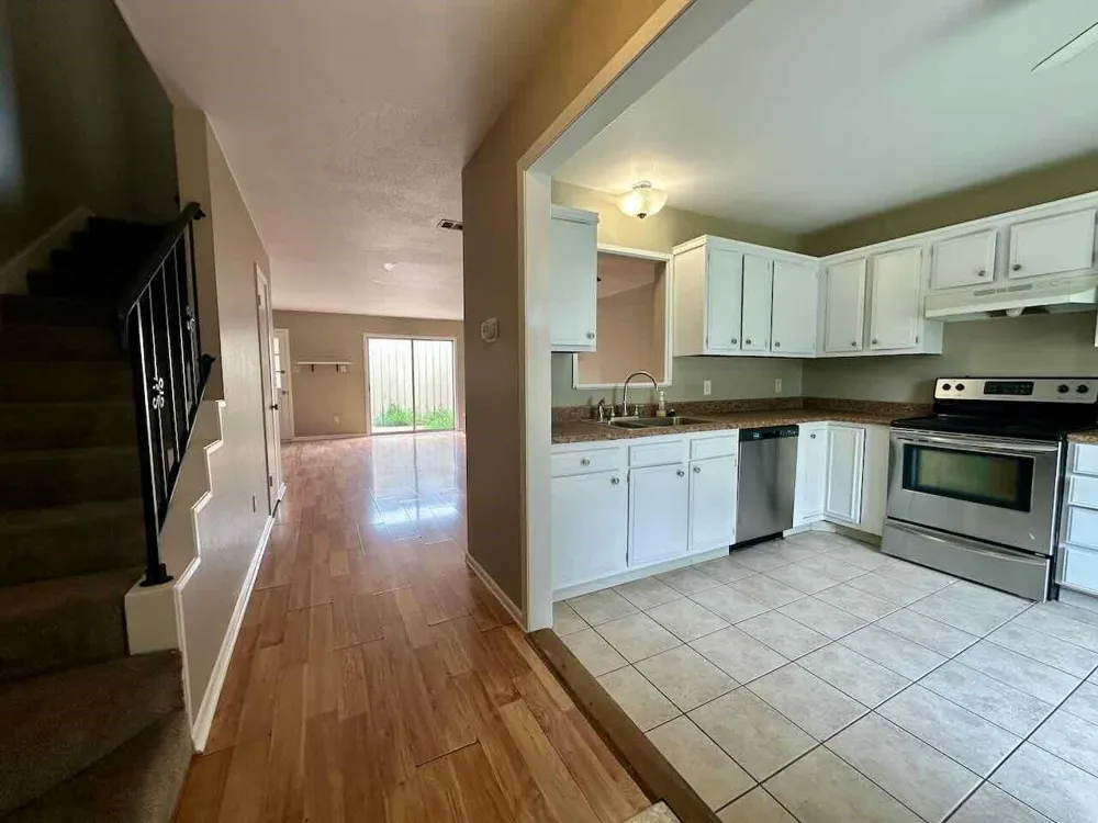 541 Longmeadow Street Beaumont, TX 77707