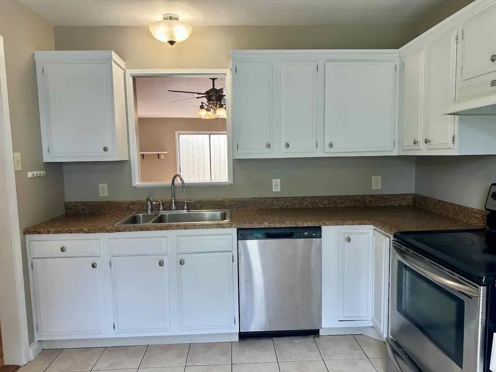 541 Longmeadow Street Beaumont, TX 77707
