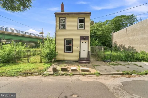 828 MOUNT VERNON STREET