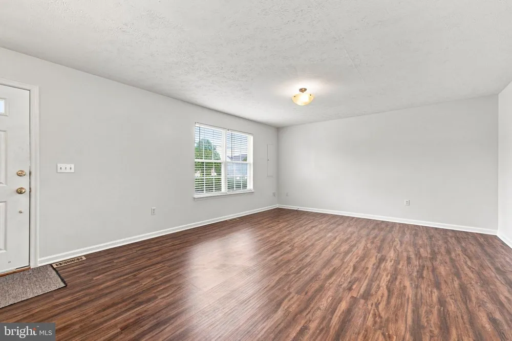 103 TRADE WIND LANE Winchester, VA 22602