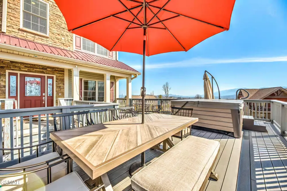 706 Chestnut Drive Gatlinburg, TN 37738