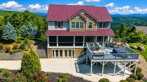 706 Chestnut Drive
