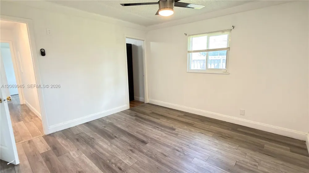 8151 SW 7th St North Lauderdale, FL 33068