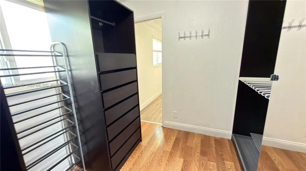 8151 SW 7th St North Lauderdale, FL 33068