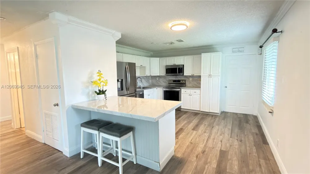 8151 SW 7th St North Lauderdale, FL 33068