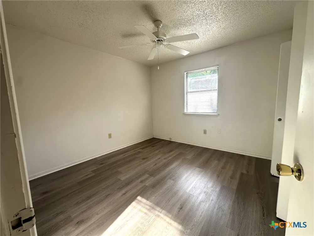 811 5th Street #A Copperas Cove, TX 76522